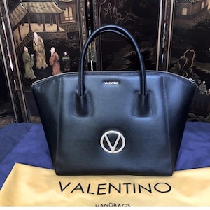 Valentino schwarze große Tragetasche.
