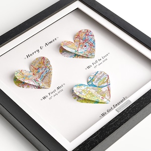 Nous nous sommes rencontrés pour la première fois, nous sommes tombés amoureux, nous nous sommes fiancés, cadeau de fiançailles pour anniversaire de mariage - cadre de cartes personnalisé - OS Heart Maps