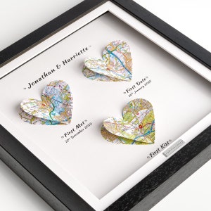 Cadeau pour petite amie Impression de carte personnalisée | Illustration de carte personnalisée petite amie | Première rencontre, premier rendez-vous, premier baiser | Anniversaire de rencontre