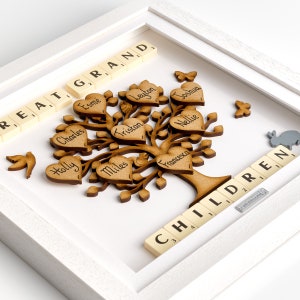 Beautiful Handmade GREAT GRAND CHILDREN Family Tree Gift Frame in Glass Fronted, Solid Wood, Deep Box Frame