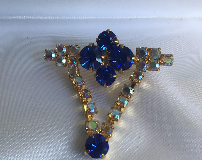 Pretty Vintage Brooch