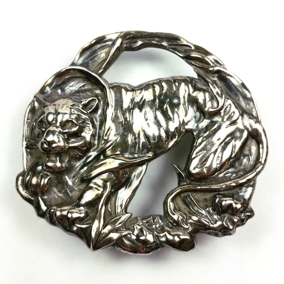 70s Victorian Style Studio Crouching Tiger Cast Sterling Silver 925 Belt Buckle