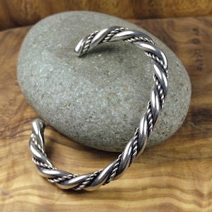 Navajo Twist Cuff - Etsy