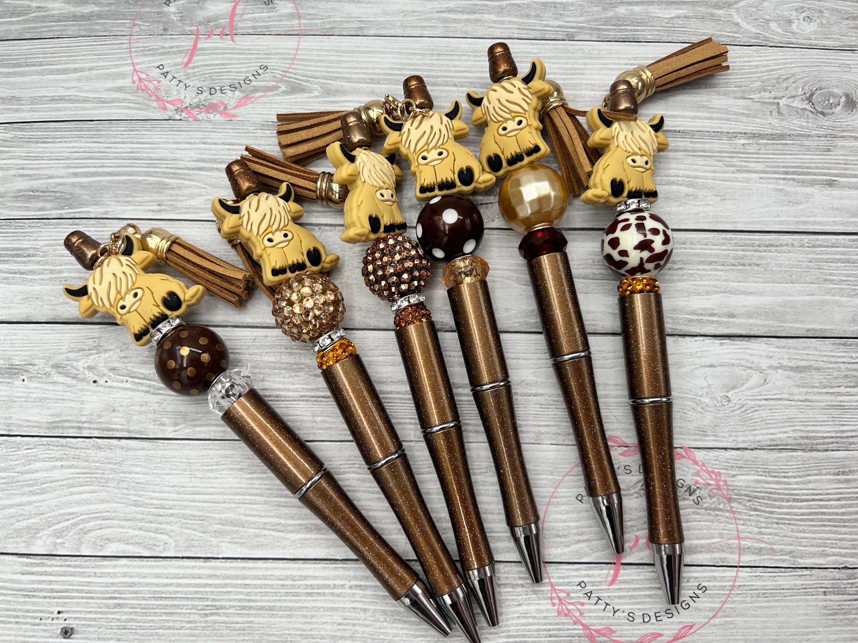 Highland Cow Beaded Pen w/ Ink Refill - Thumbnail 2