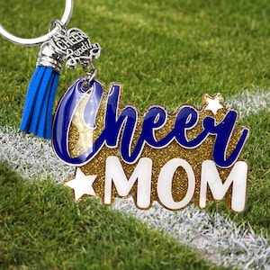 Cheer Mom Keychain (You must include your 3 colors choices in your personalization instructions)