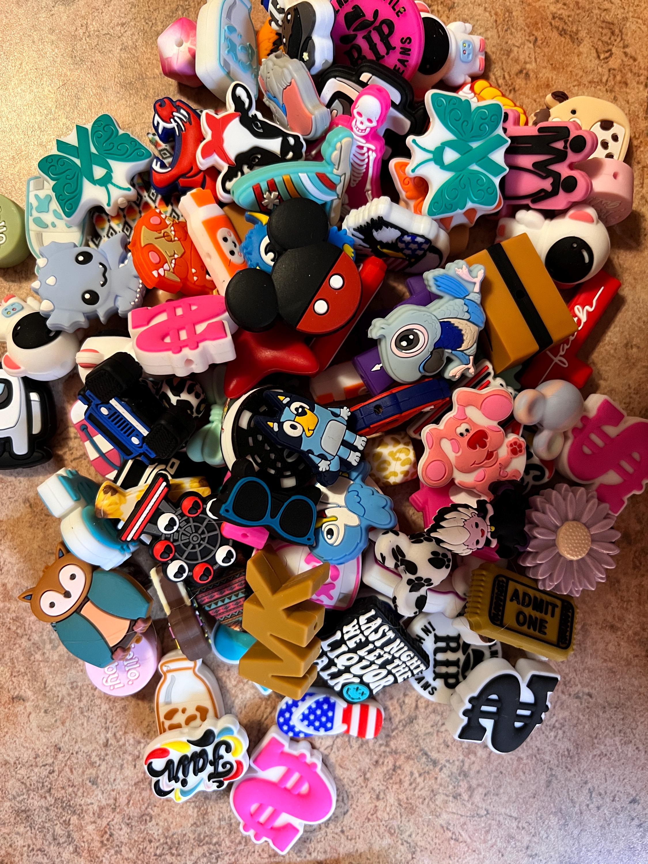 Lot of Mixed Focal Beads - 100+ Beads