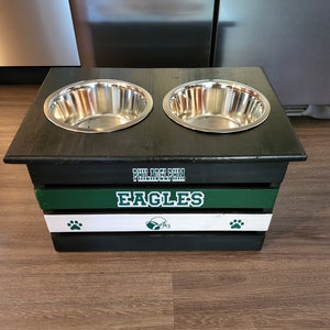 Philadelphia  Eagles feeder elevated Dog feeder Raised