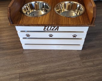 Elevated Dog Feeder with Backsplash, Wooden Dog Feeder with storage, Dog Feeder furniture in farmhouse style