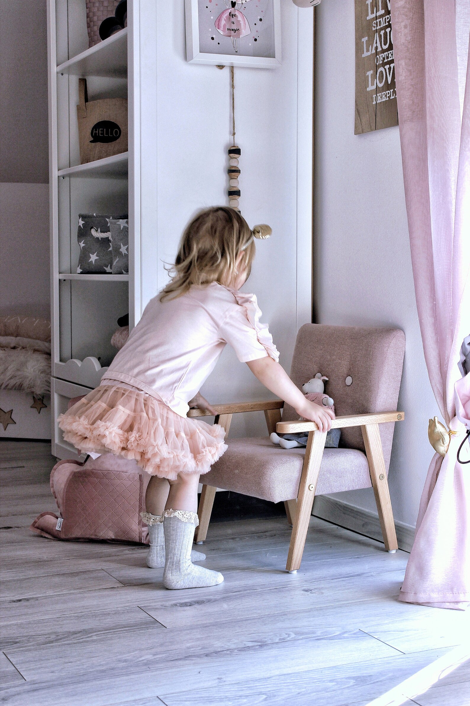  Foto zu Modern mini rosa Kindersessel für Kinderzimmer, Holzmöbel für Kinder 