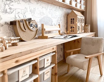 Sillón de bebé blanco con pelo: sillón suave con laterales de madera, regalo de cumpleaños, regalo para niña, muebles de madera