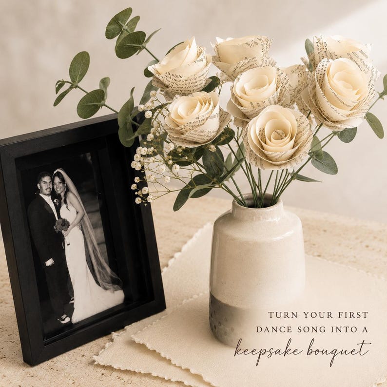 First Dance Song Lyric Art Custom Paper Rose Bouquet Wedding Vow Keepsake Personalized Anniversary Gift For Wife Husband Romantic Paper Flower Arrangement Handmade Wedding Song Roses First Year Anniversary Present Meaningful Custom Music