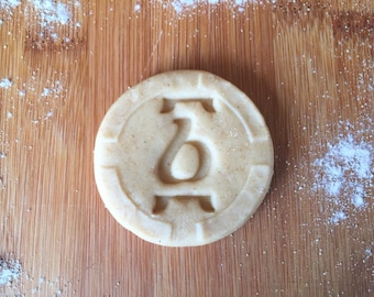 Okrągła foremka do ciastek z etiopskim numerem Ge'ez