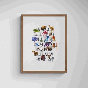 Handgetekende dierenalfabet muurkunst - Levendige maximalistische woondecoratie