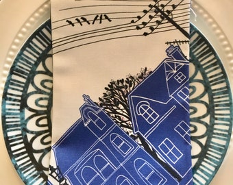 Blue napkins in a set of 2. Printed with street design.