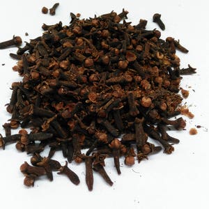 Cloves Whole, Premium Quality, UK Based, Free P&P within the IK