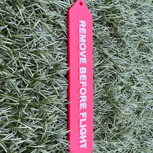 Remove Before Flight Keychain – Durable PETG Aviation Tag – Pilot Gift, Airplane Keychain, Red Safety Warning Tag