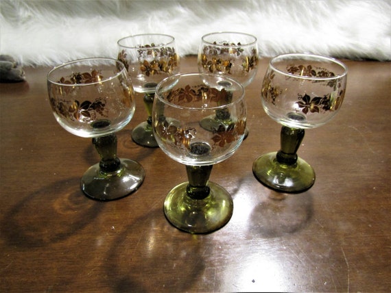 Vintage Grapes Vines ~ Painted Wine Glasses, Set of 5, Unique Wine Glasses,  Small Port Wine, Dessert Wine Glasses, Wine Tasting Glasses