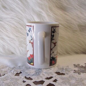 Magic Eye, OZ HUMMINGBIRDS & BUMBLEBEES Mug - Etsy