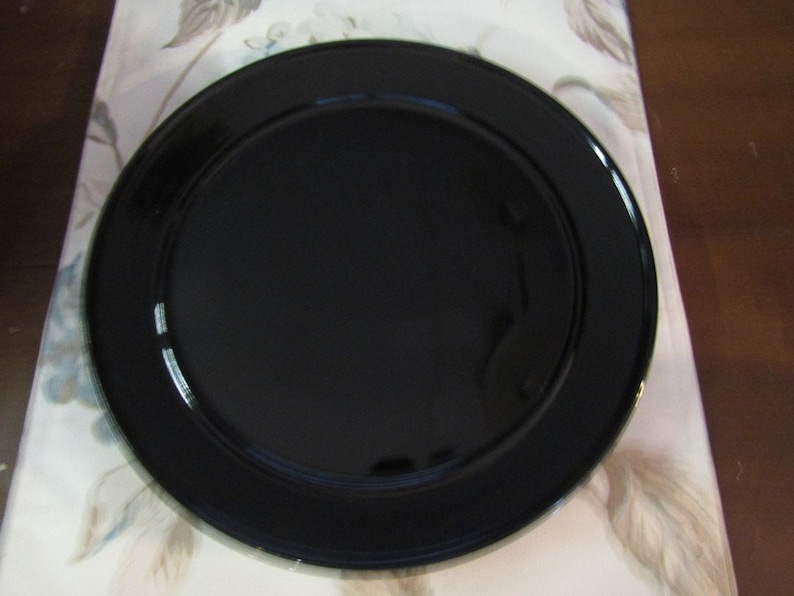 Bob Van Allen *-* Jet Black Set of 12 or Individual Mikasa Separates GX700 *-* Bread /& Butter Plates