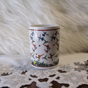 Magic Eye, OZ HUMMINGBIRDS & BUMBLEBEES Mug - Etsy