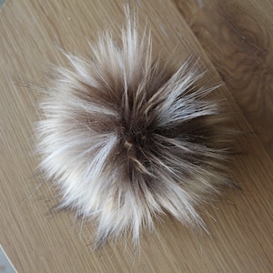 LUX BROWN ECLIPSE | Faux Fur Pom Pom, Hat pom poms, Fur pom, Pom pom for hat
