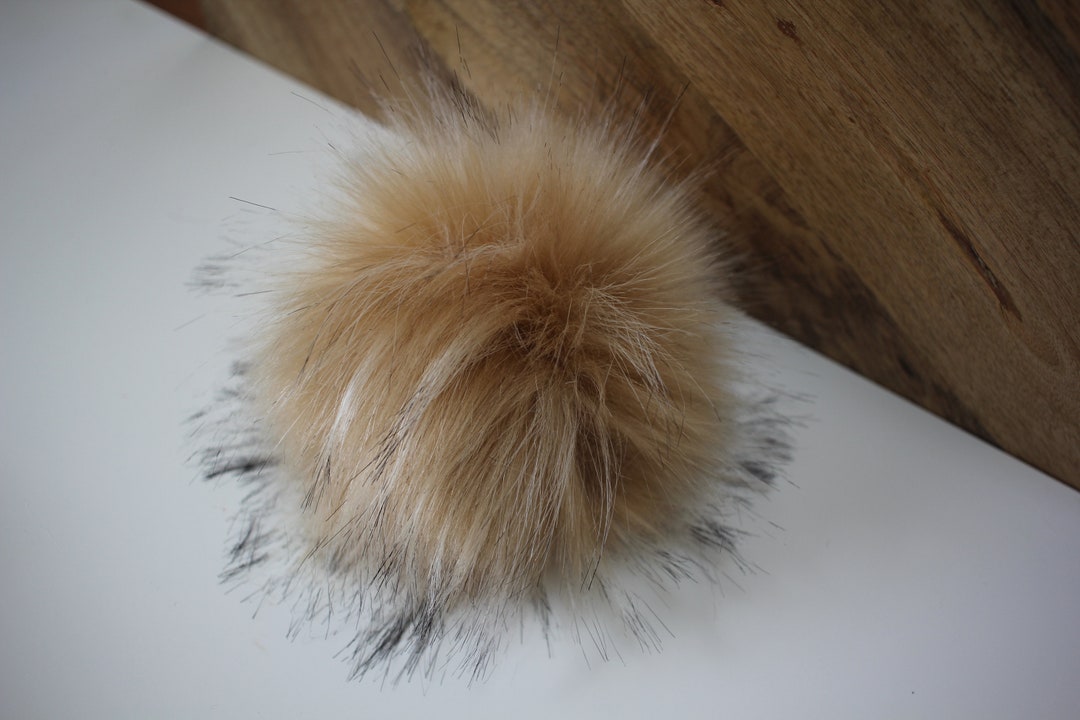 Bimbalo - Pom Pom Fur Hand Bag - Cream main image 1