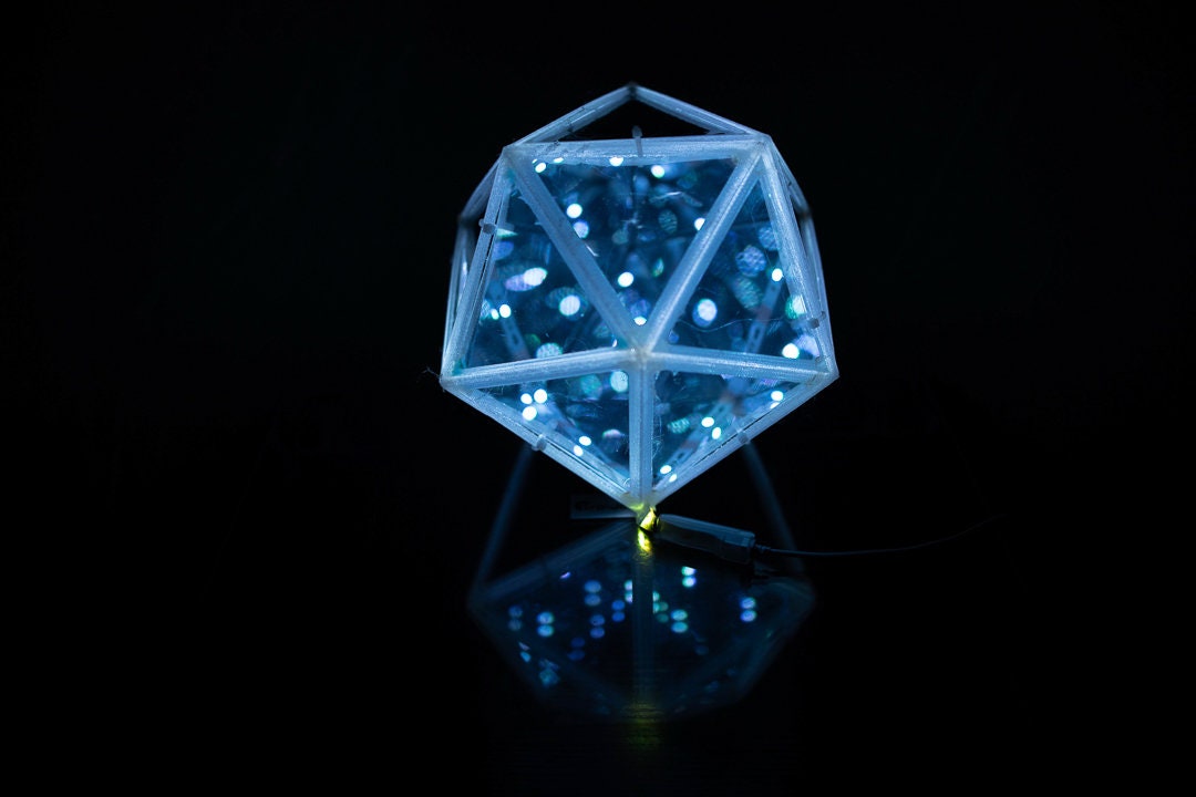 Infinity Mirror Kaleidoscope Tetrahedron Lamp With Builtin Etsy