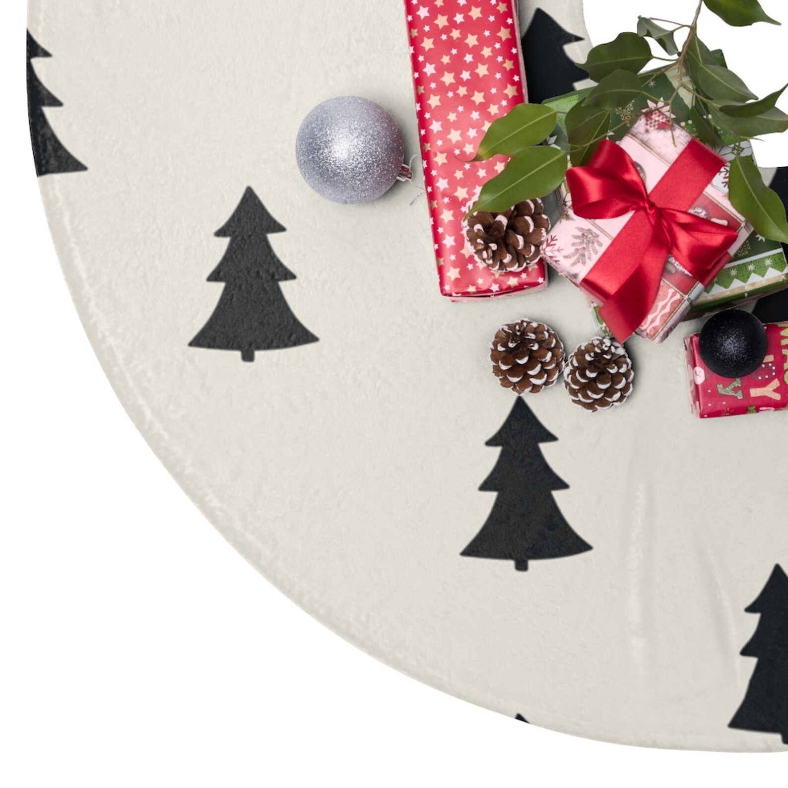 Nordic Christmas Tree Skirt 