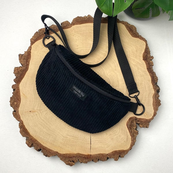 Individuelle Midi Bauchtasche aus Cord in schwarz mit Innentasche | handgemachtes Geschenk | madebyaevva