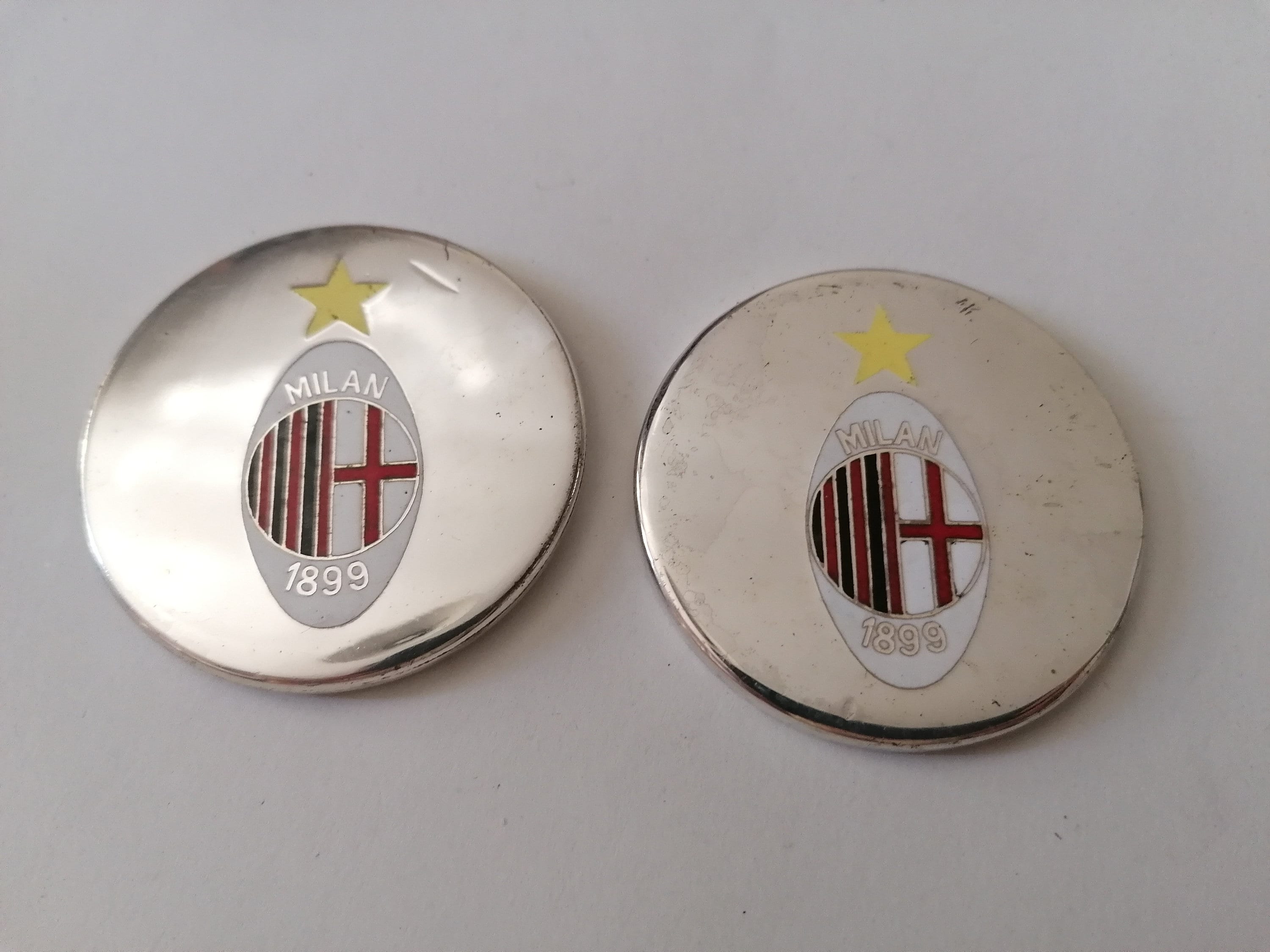 Distintivo Ufficiale AC Milan F.C. - Crest Pin Badge In Metallo, Per Collezionisti E Tifosi - Foto 11