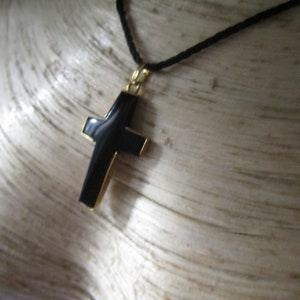 Pendant cross enamelled