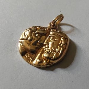 Pendant man - man greek roman style