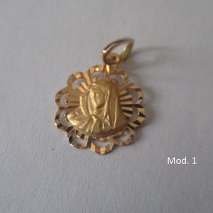 Virgin Mary pendant in gold 18k. 3 shapes available