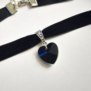 Black Heart Velvet Choker, Black Gothic Choker Necklace with Heart Pendant