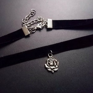 Rose Choker, Black Velvet Choker With Rose Charm, Gothic Choker, Red or Black, 10mm, 15mm