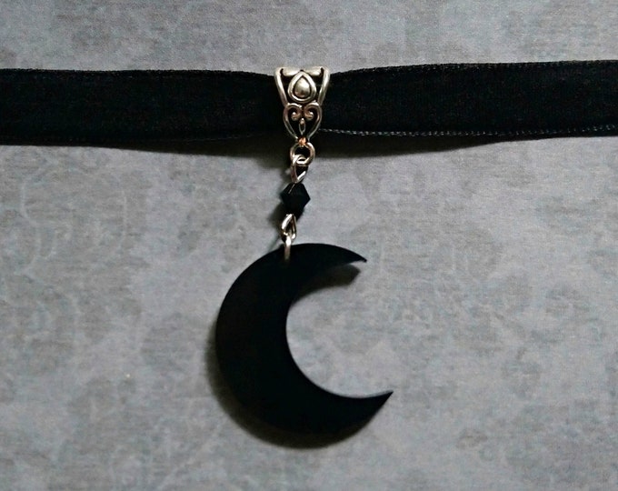 Black Moon Choker, Gothic Velvet Choker With Black Moon Charm, Witchy ...