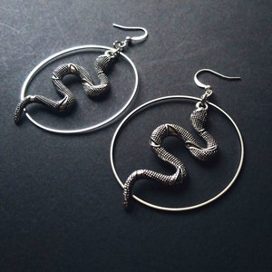 Big snake hoop earrings, silver hoops with snakes, medusa, gothic hoop earrings, silver hoop earrings, ring style snake earrings (one pair)