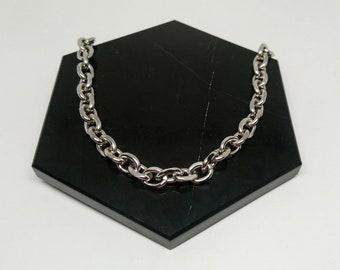 Grobe Edelstahlkette  in silber, klobige Kabelkette aus Edelstahl, Stainless Steel Kette mit groben Kettengliedern