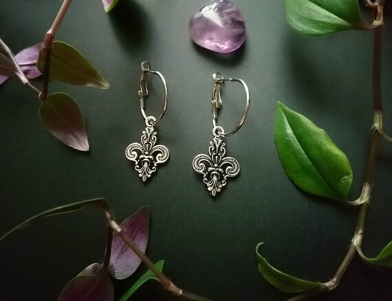 Fleur de lis hoop earrings clearance