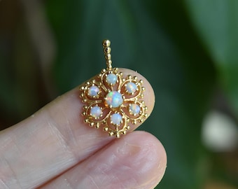 Vintage 14K Gold Fiery Opal Cluster Floral Pendant for Necklace