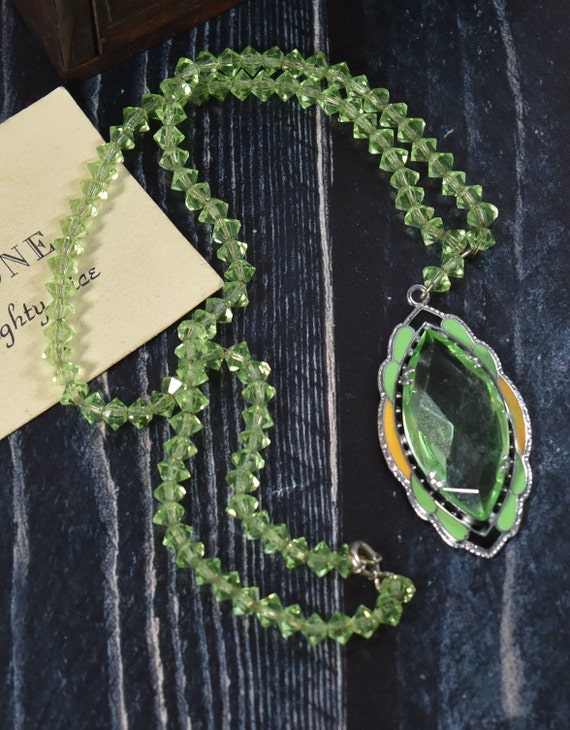 Vintage Art Deco Green Glass and Enamel Pendant Gr