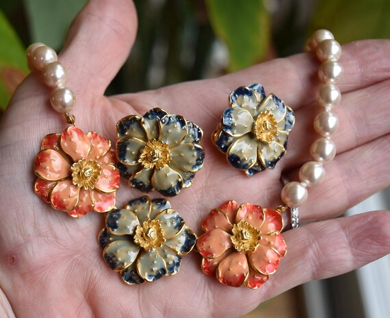 Collier Erwin Pearl - Or Rose Ton émaillé - Occasion - Style Statement