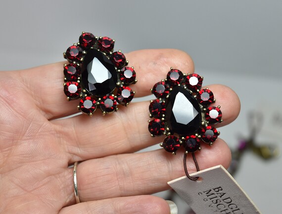 NWT Badgley Mischka Couture Black Ruby Rhinestone Clip on Earrings