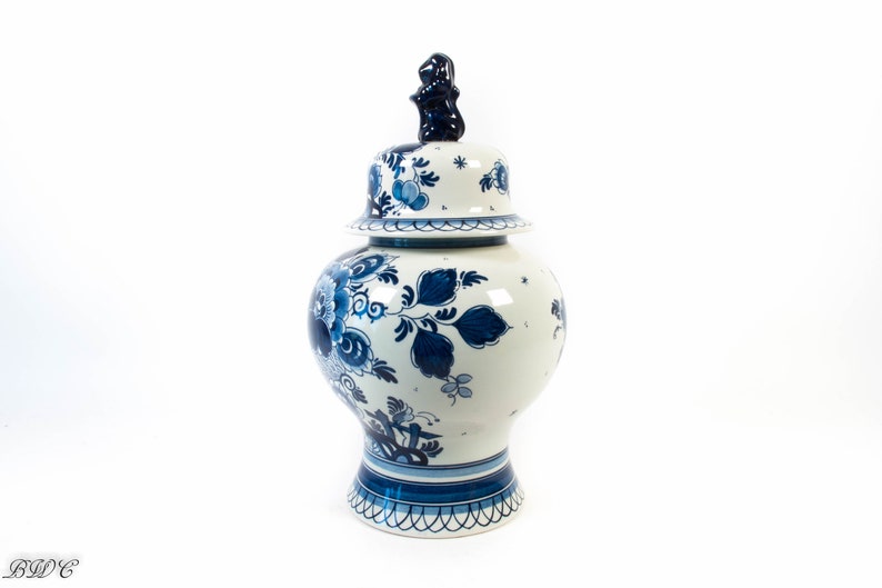 handpainted Delft blue ginger jar vase Royal Goedewaagen Blue Delft