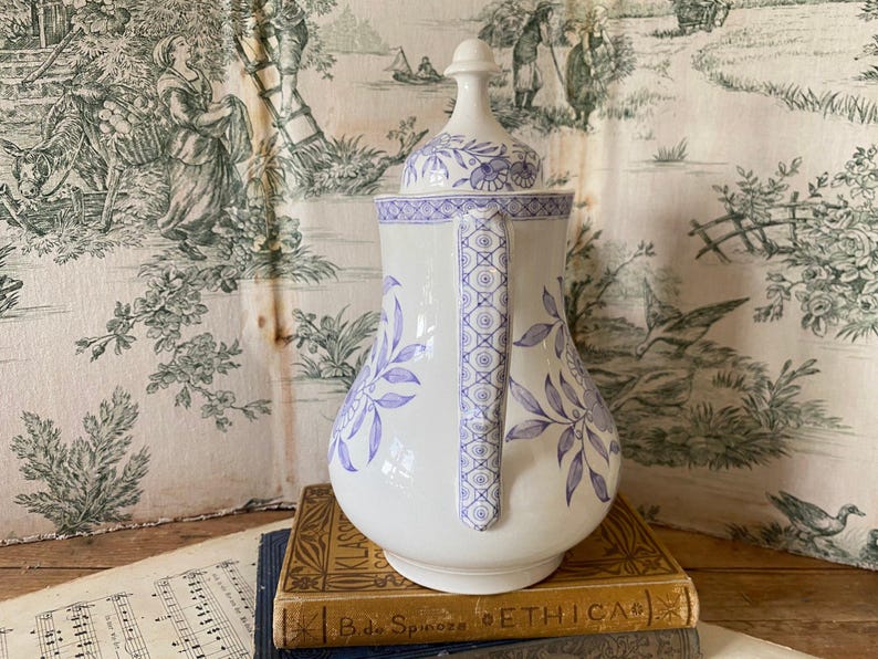 Coffeepot or Teapot - Societe Ceramique - Decor Saigon, 1885 - 1910 image 3