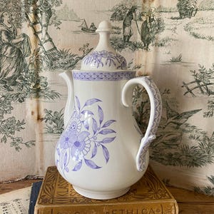 Coffeepot or Teapot - Societe Ceramique - Decor Saigon, 1885 - 1910 image 2