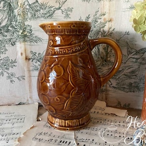 Sarreguemines Small Wine Pitcher - Vino Veritas - Barbotine pitcher