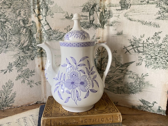 Coffeepot or Teapot - Societe Ceramique - Decor Saigon, 1885 - 1910