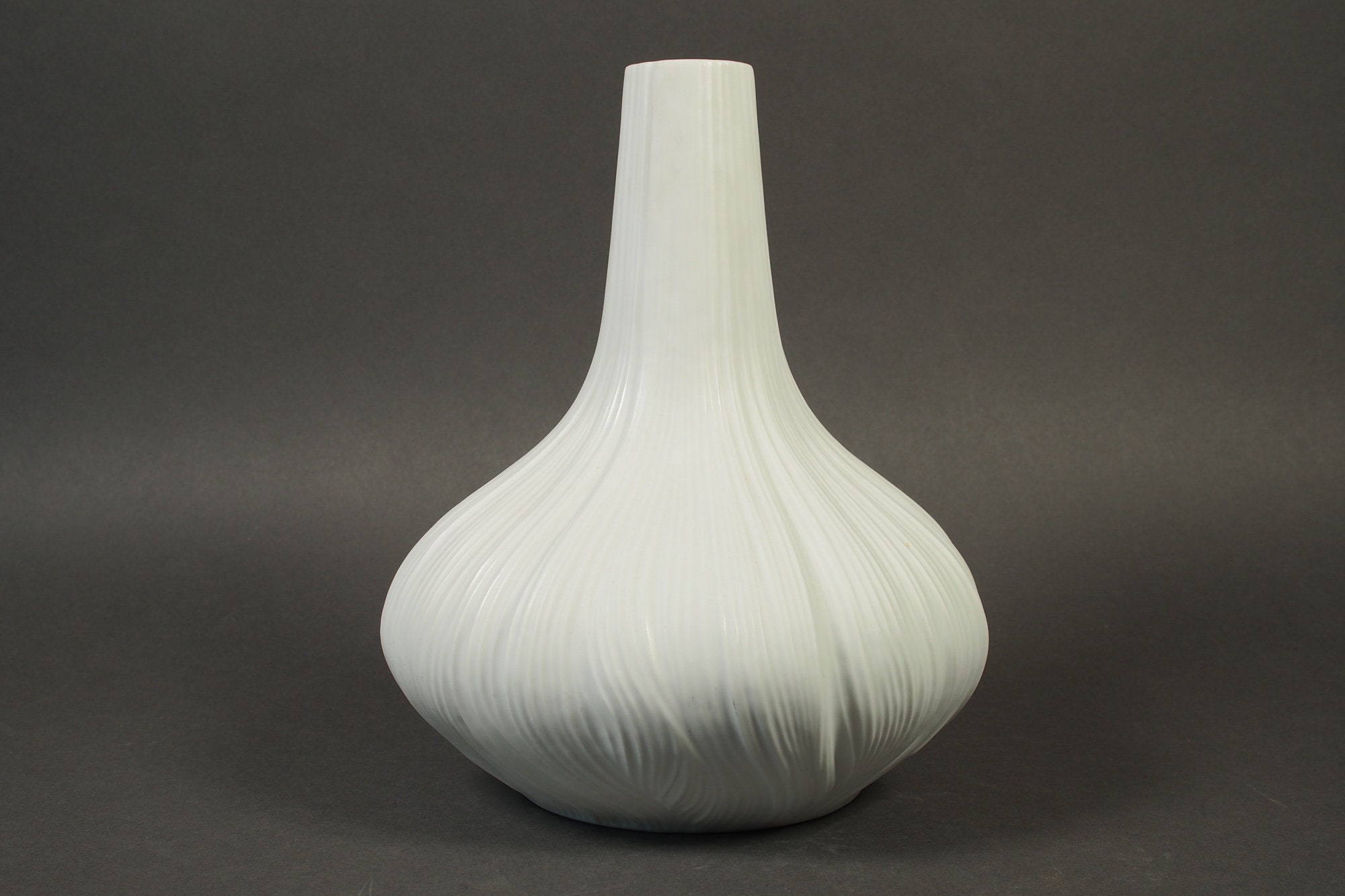 Rosenthal Studio Linie Plissee vase Onion vase Bisque Etsy