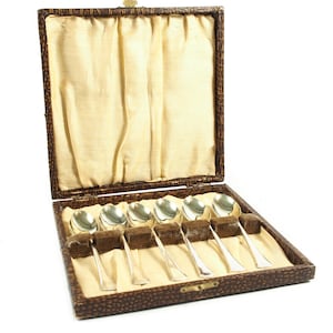 Set of 6 silver egg spoons, Czechoslovakia - 1941, Silver 800-1000, 4.3 inches, 60 grams